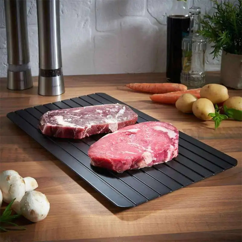 Bandeja de descongelación rápida para carne congelada, placa de descongelación grande con diseño de ranuras, descongela alimentos de forma rápida y segura.